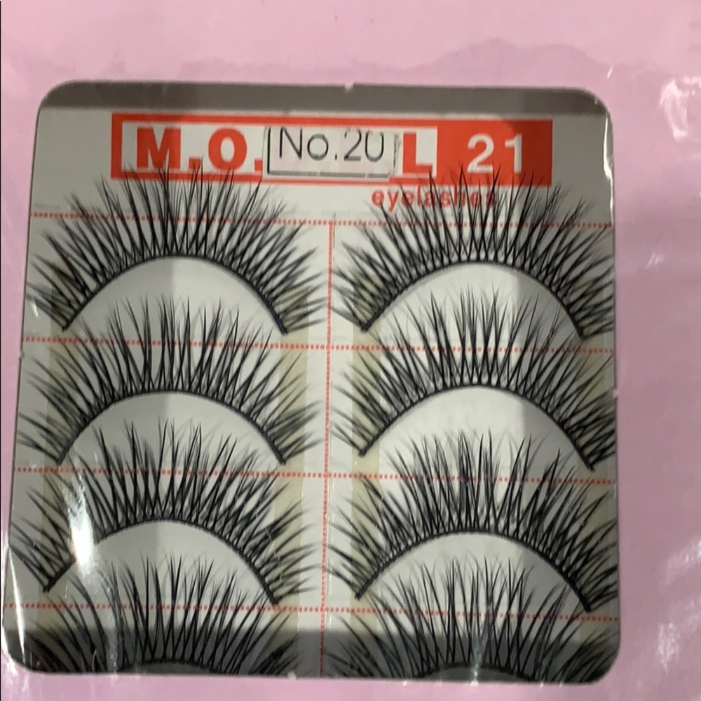 10 pairs of full eyelashes